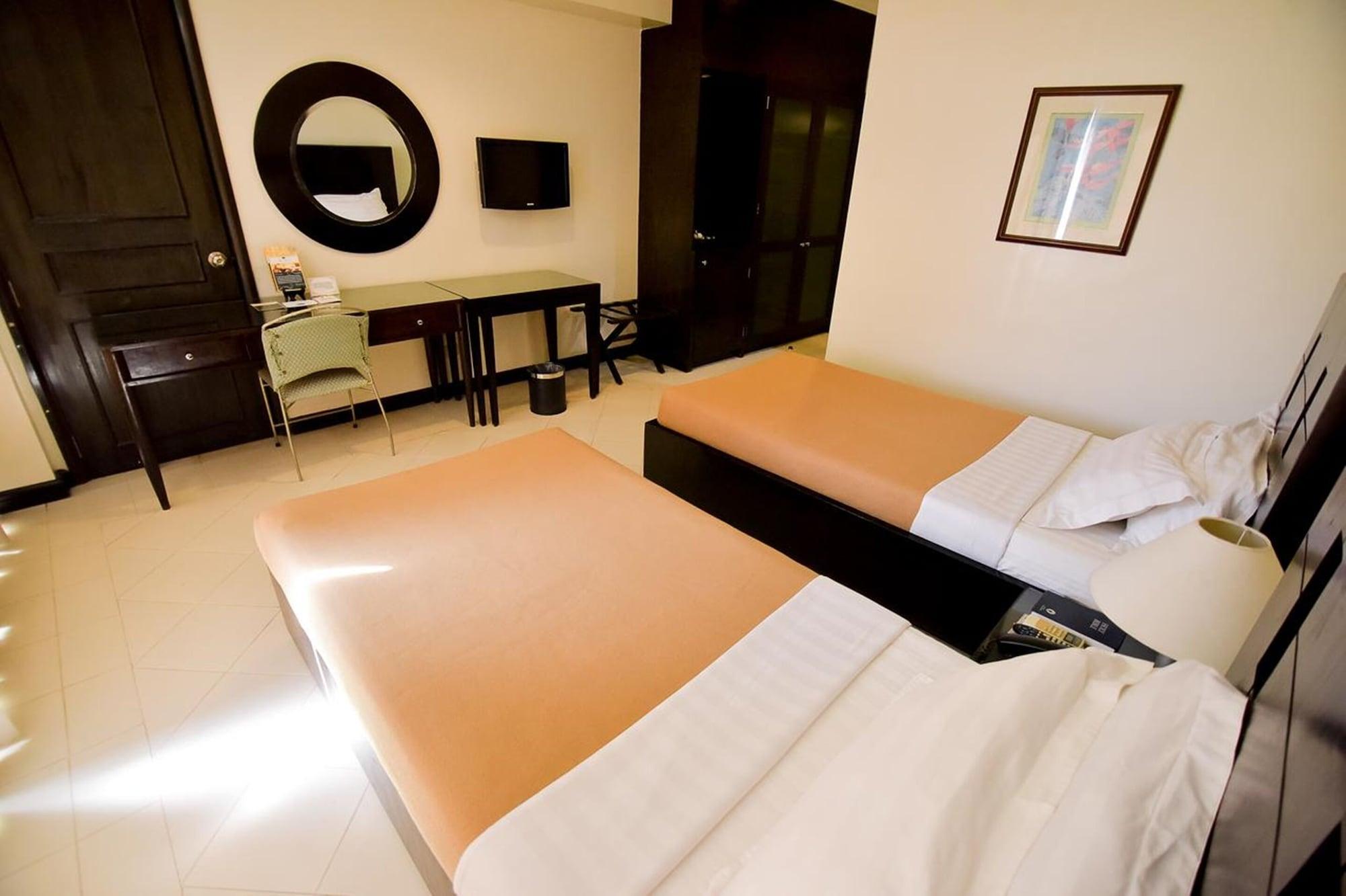 Hotel Tavern Surigao City Dış mekan fotoğraf