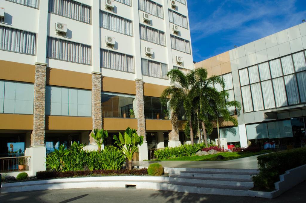 Hotel Tavern Surigao City Dış mekan fotoğraf